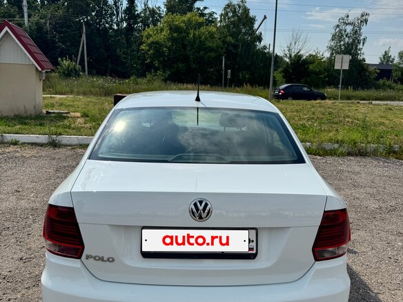 2016 Volkswagen Polo V Рестайлинг, белый - вид 4