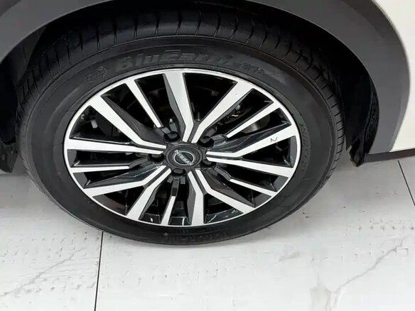2023 Nissan Kicks I Рестайлинг, белый - вид 19