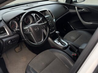 2012 Opel Astra J, белый, 520000 рублей, вид 3