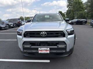 2026 Toyota 4Runner VI, серебристый, 8634048 рублей, вид 2