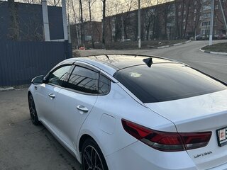 2019 Kia Optima IV Рестайлинг, белый, 2300000 рублей, вид 5