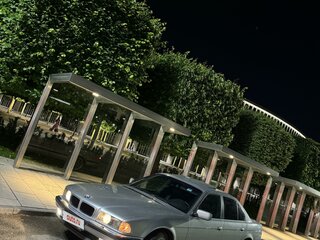 1996 BMW 7 серии Long 730Li III (E38), серебристый, 850000 рублей, вид 2