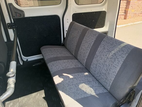 2015 Nissan NV200, белый, 1300000 рублей - вид 9