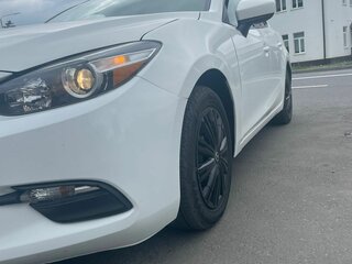 2018 Mazda 3 III (BM) Рестайлинг, белый, 1750000 рублей, вид 5