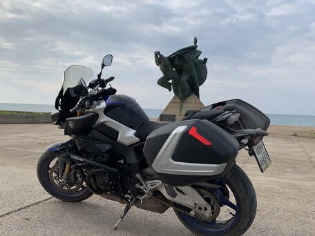 2017 Yamaha MT-10SP, синий, 1390000 рублей, вид 3
