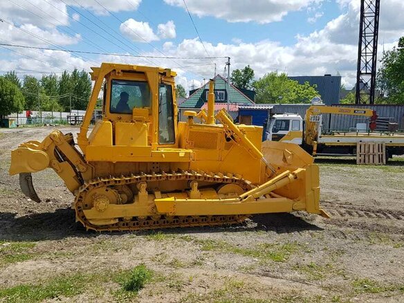 2001 Komatsu D85, жёлтый, 9000000 рублей - вид 7
