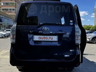 2011 Toyota Voxy II (R70) Рестайлинг, синий, 1590000 рублей, вид 2