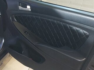 2011 Hyundai Solaris I, чёрный, 670000 рублей, вид 5