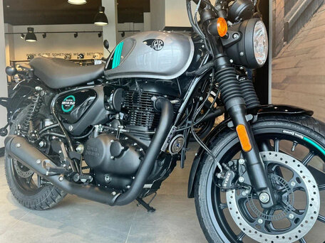 2026 Royal Enfield Hunter, серебристый, 432000 рублей, вид 5