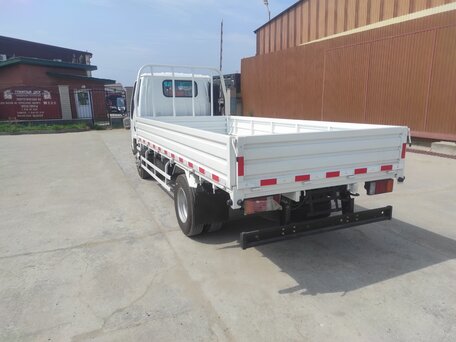 2024 Isuzu Elf (N-series), белый, 3300000 рублей, вид 5