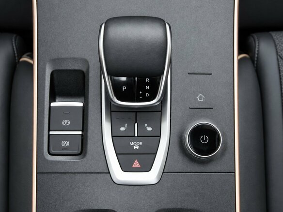 2024 Omoda C5 I, синий, 1699000 рублей - вид 6