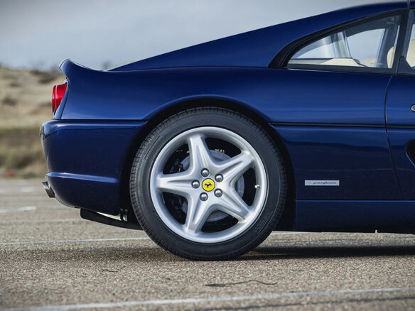 1996 Ferrari F355 GTS, синий - вид 17