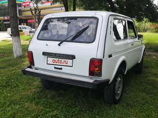 2009 Lada (ВАЗ) 2121 (4x4) I Рестайлинг, белый, 565000 рублей, вид 4
