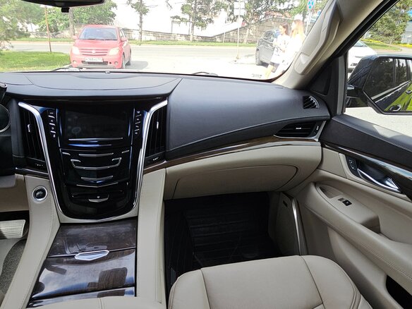 2018 Cadillac Escalade IV, синий, 6000000 рублей - вид 7