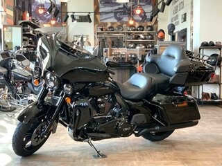 2023 Harley-Davidson Ultra Limited, чёрный, 3950000 рублей, вид 3