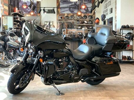 2023 Harley-Davidson Ultra Limited, чёрный, 3950000 рублей, вид 3