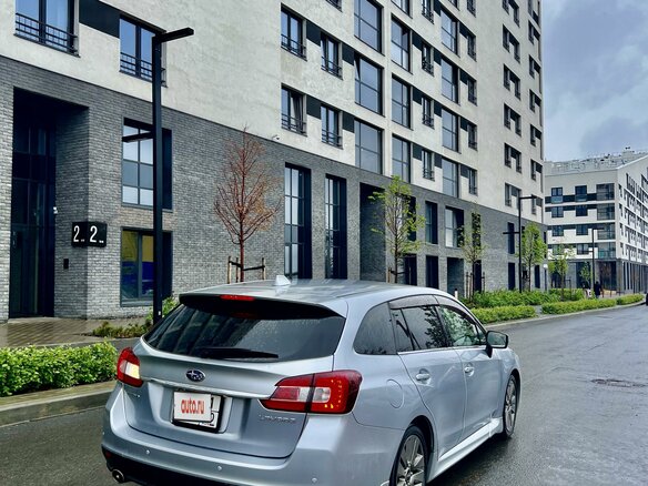 2016 Subaru Levorg I, серый, 2000000 рублей - вид 6