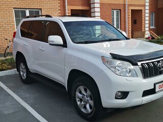 2012 Toyota Land Cruiser Prado 150 Series, белый, 3199999 рублей, вид 3
