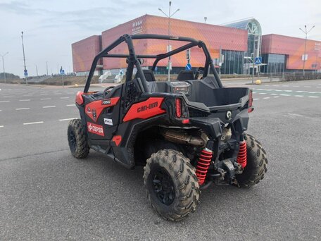 2020 BRP Can-Am Maverick Trail, красный, 1250000 рублей, вид 4