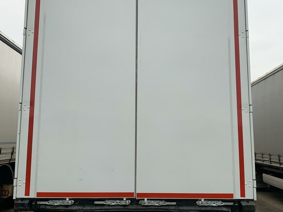 2010 Volvo FH, белый, 6700000 рублей - вид 17