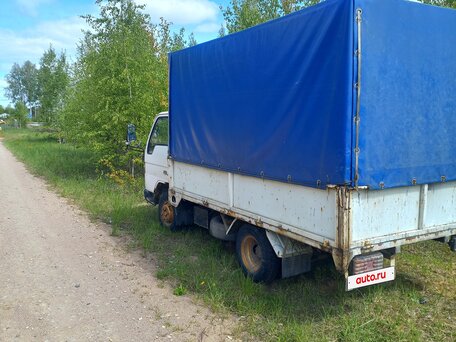 1992 Mazda Titan, белый, 750000 рублей, вид 2
