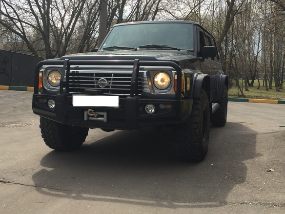 1996 Nissan Patrol IV (Y60), чёрный