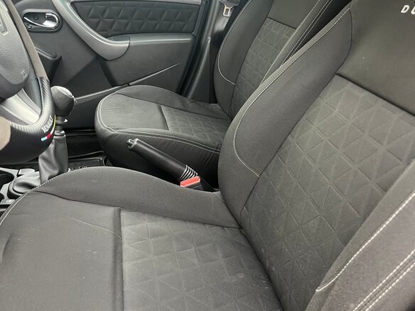 2016 Renault Duster I Рестайлинг, чёрный, 1050000 рублей - вид 4