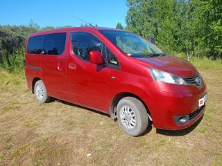 2009 Nissan NV200, красный, 1010000 рублей, вид 5