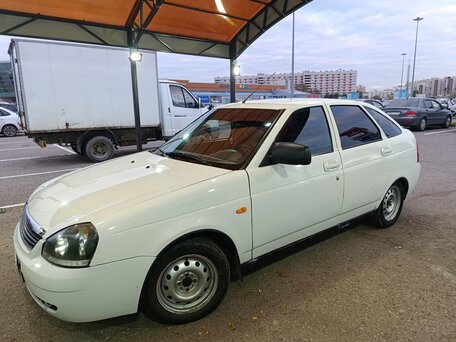 2011 Lada (ВАЗ) Priora I, белый, 240000 рублей, вид 1