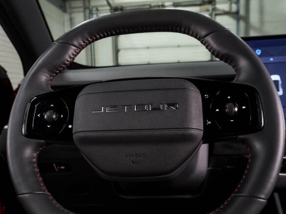 2024 Jetour Dashing I, красный, 2654000 рублей - вид 16