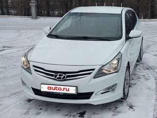 2014 Hyundai Solaris I Рестайлинг, белый, 950000 рублей, вид 1