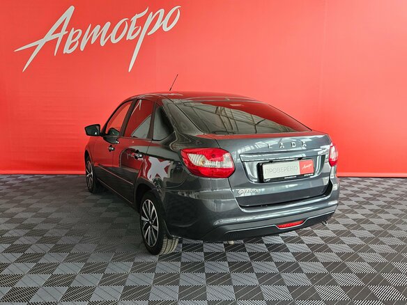 2024 Lada (ВАЗ) Granta I Рестайлинг, серый, 845000 рублей - вид 2