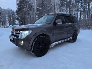 2010 Mitsubishi Pajero IV, коричневый, 2500000 рублей, вид 1
