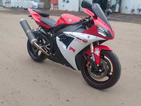 2003 Yamaha YZF-R1, красный, 599000 рублей, вид 4