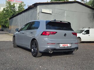 2021 Volkswagen Golf VIII, серый, 2850000 рублей, вид 2