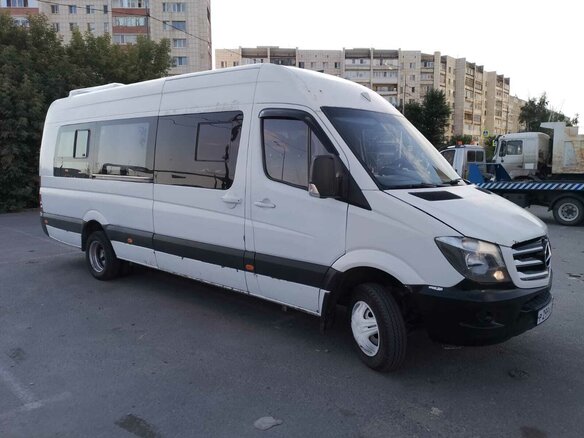 2014 Mercedes-Benz Sprinter, белый, 3000000 рублей - вид 3