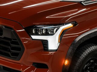 2023 Toyota Sequoia III, коричневый, 13550000 рублей, вид 3