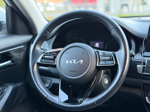 2022 Kia Seltos I, белый, 2555000 рублей - вид 8