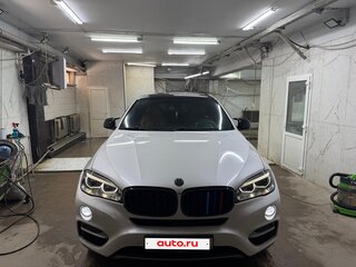 2015 BMW X6 50i II (F16), белый, 2770000 рублей, вид 2