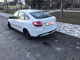 2022 Lada (ВАЗ) Granta I Рестайлинг, белый, 660000 рублей, вид 2