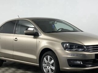2017 Volkswagen Polo V Рестайлинг, бежевый, 1050000 рублей, вид 1