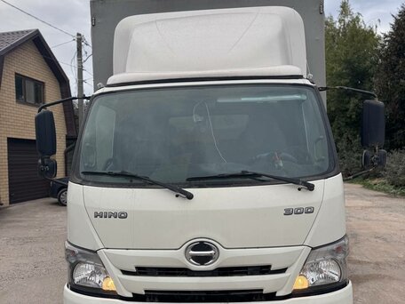 2022 Hino Series 300 (Dutro), белый, 6200000 рублей, вид 2