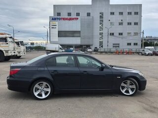 2009 BMW 5 серии 520i V (E60/E61) Рестайлинг, синий, 1150000 рублей, вид 4