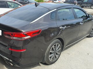 2018 Kia Optima IV Рестайлинг, коричневый, 1900000 рублей, вид 5