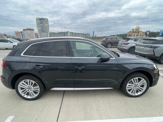 2019 Audi Q5 45 TFSI II (FY), серый, 2250000 рублей, вид 4