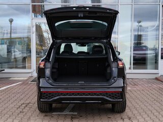 2024 Volkswagen Tiguan L Pro III (China Market), чёрный, 5299900 рублей, вид 5