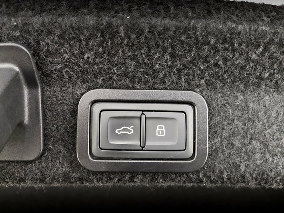 2021 Audi A6 45 TFSI V (C8), белый, 4120000 рублей - вид 29