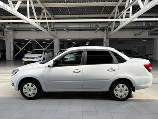2024 Lada (ВАЗ) Granta I Рестайлинг, белый, 820000 рублей, вид 2