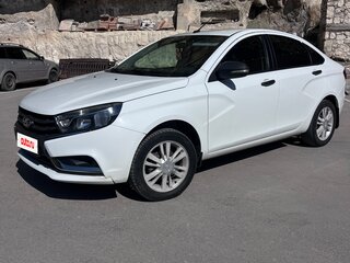 2018 Lada (ВАЗ) Vesta I, белый, 850000 рублей, вид 2