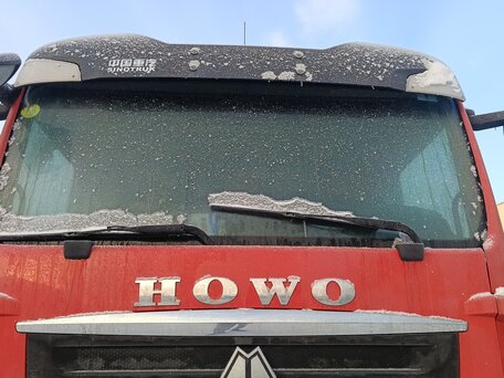 2022 Sinotruk Howo ZZ3327, красный, 4008220 рублей, вид 5
